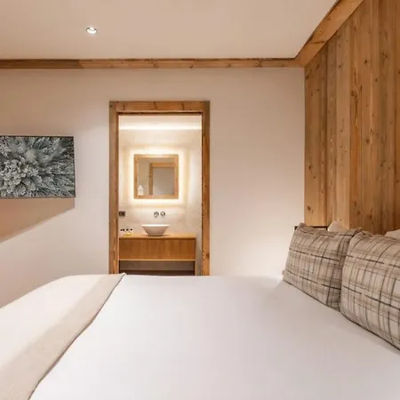 3bdr Alpine Luxury In Courchevel- If You Want To Book, Please Contact On Wh-ats-app - 0034-605-434-371 !!!! Courchevel